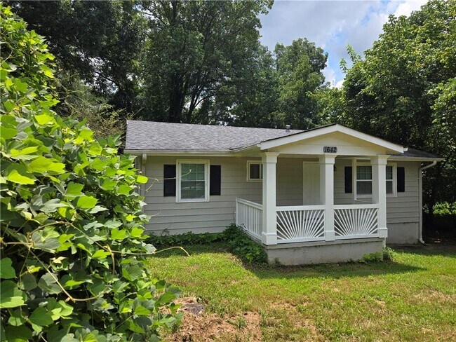 Building Photo - 1642 Mary George Ave NW