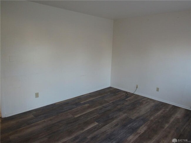 Building Photo - 4976 Marburn Ave