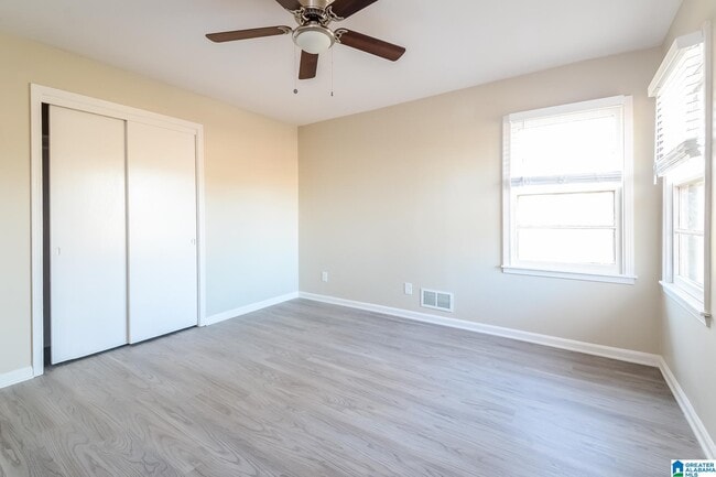 Building Photo - 412 1st Way
