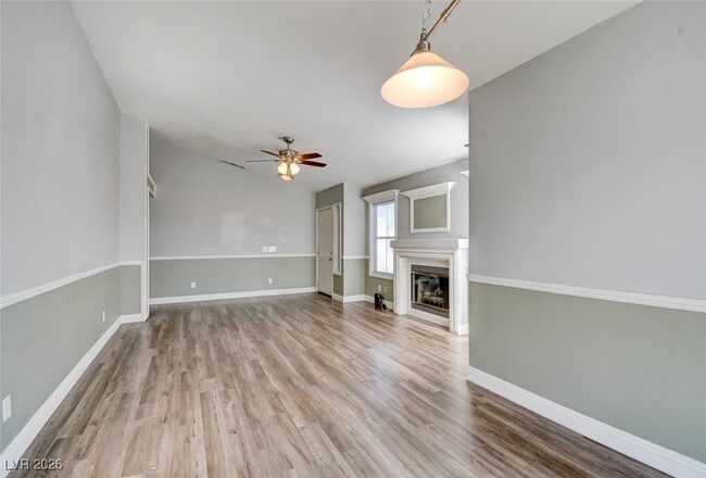 Building Photo - 7221 Single Pine Dr