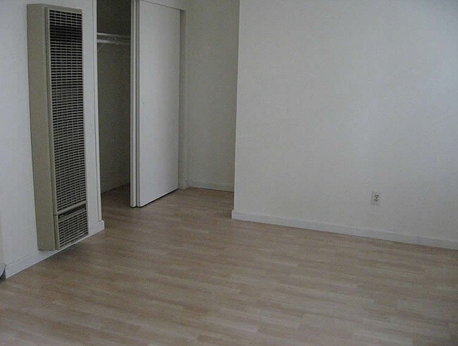 Interior Photo - Dorchester Court