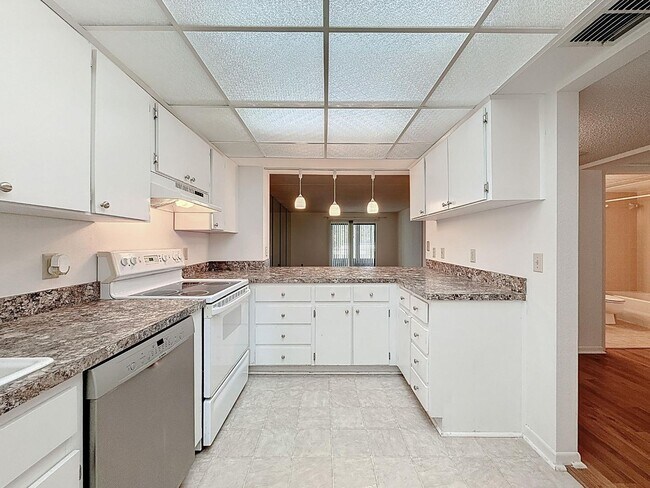 Building Photo - 1200 Tarpon Woods Blvd