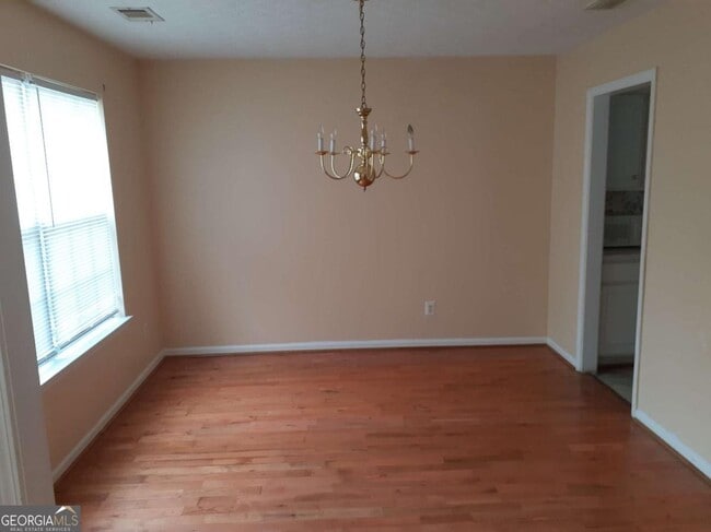 Building Photo - 4410 Cross Ln