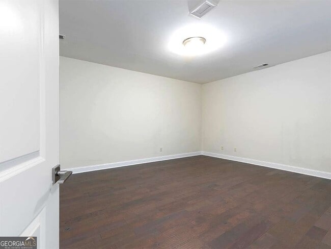 Building Photo - 3394 Bryerstone Cir SE