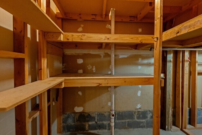 Building Photo - Great 3br 2.5 Bath Townhome in Rockville MD