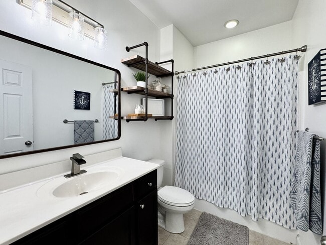 Building Photo - A Block From The Beaches! Ready 09-21-26! Oversized Parking Pad, Pet Friendly!