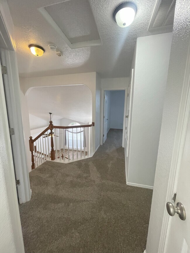 Building Photo - 5555 Mansfield Pl NW