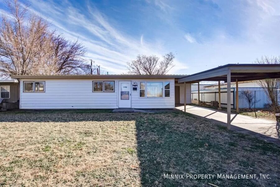 Building Photo - 2107 48th St