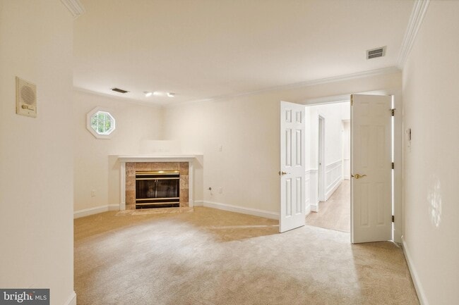 Building Photo - 2527 Hunter Mill Rd