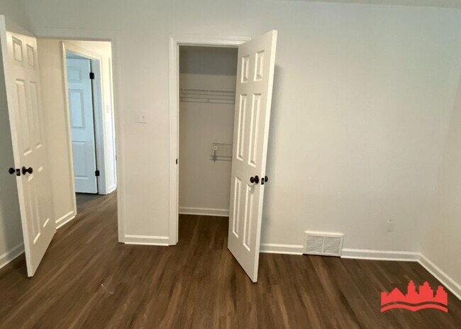 Building Photo - 3606 Chester Ln