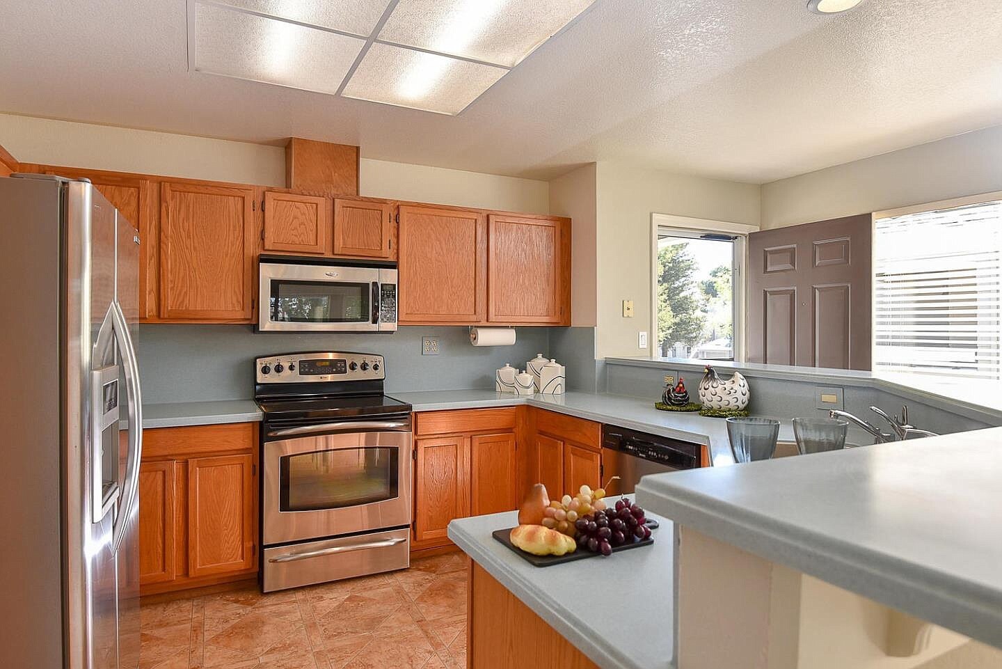 Building Photo - 1711 Parkview Green Cir