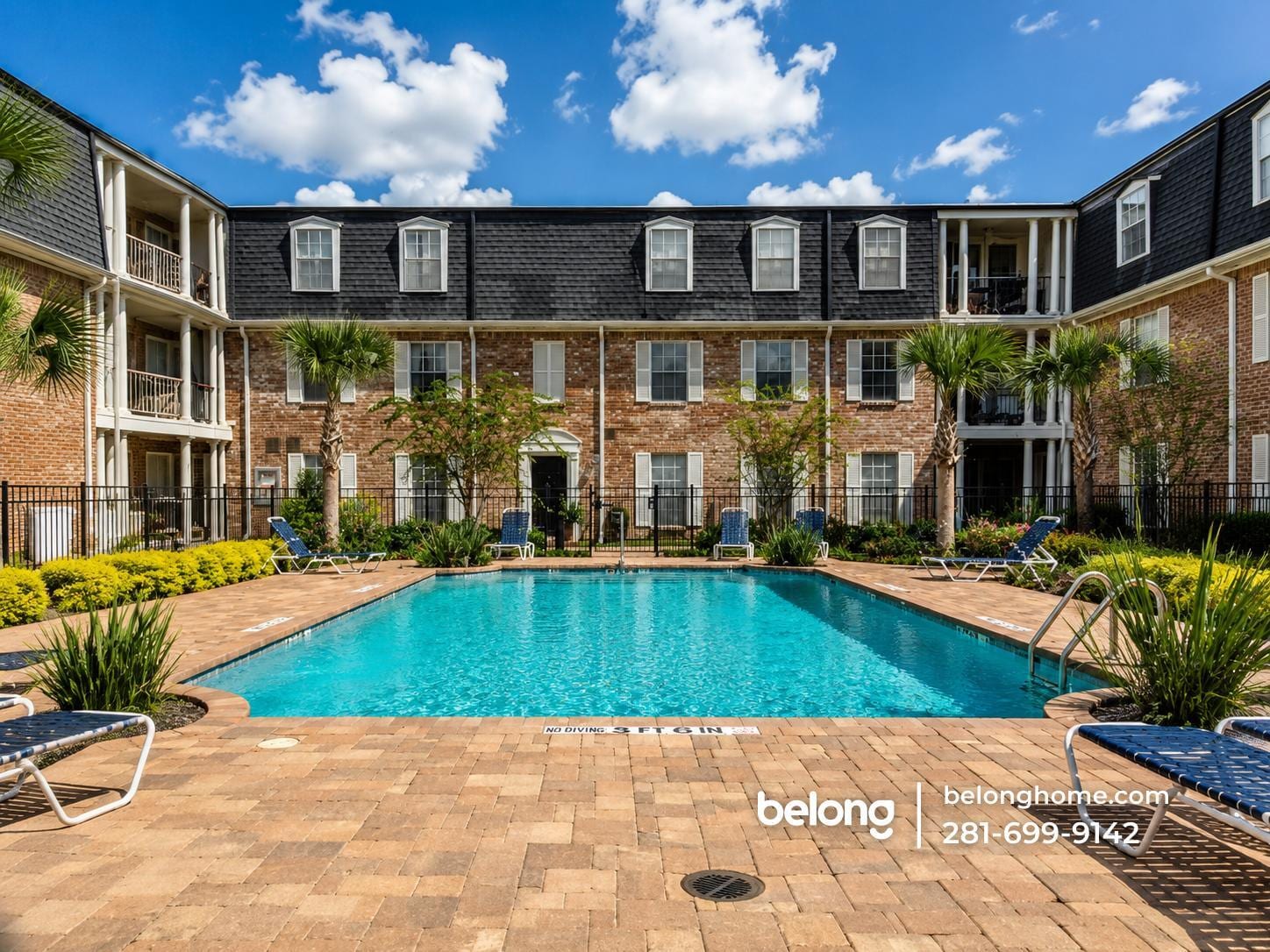 Building Photo - 357 N Post Oak Ln