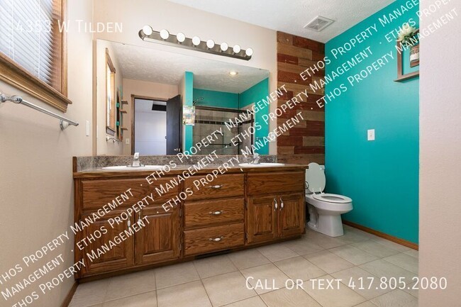 Building Photo - 4353 W Tilden-