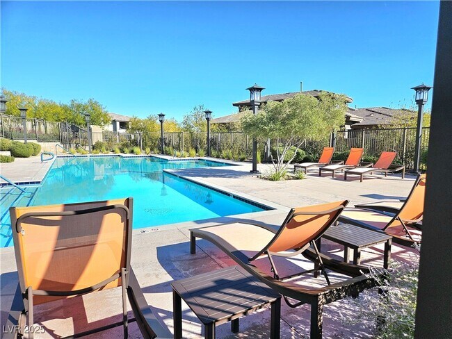 Building Photo - 12374 Skyracer Dr