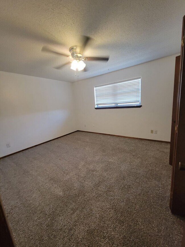 Building Photo - 3209 Duckworth Ave Clovis NM