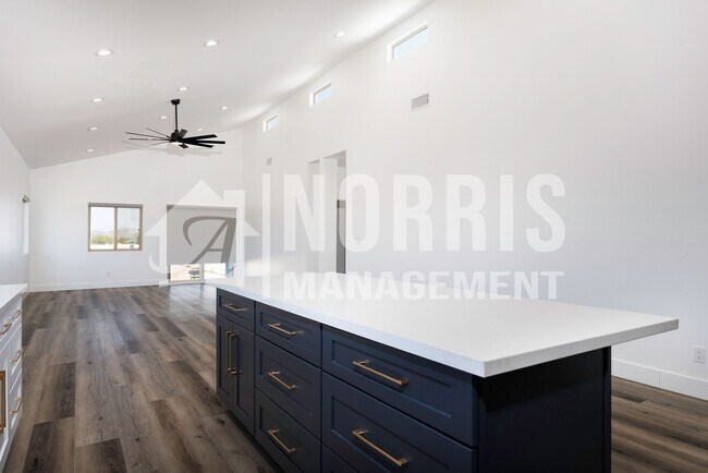 Building Photo - Brand New Home with Beautiful Updates!
