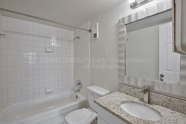 Building Photo - 3282 S Semoran Blvd