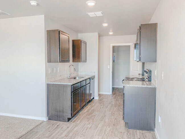 Building Photo - 1708 134th St