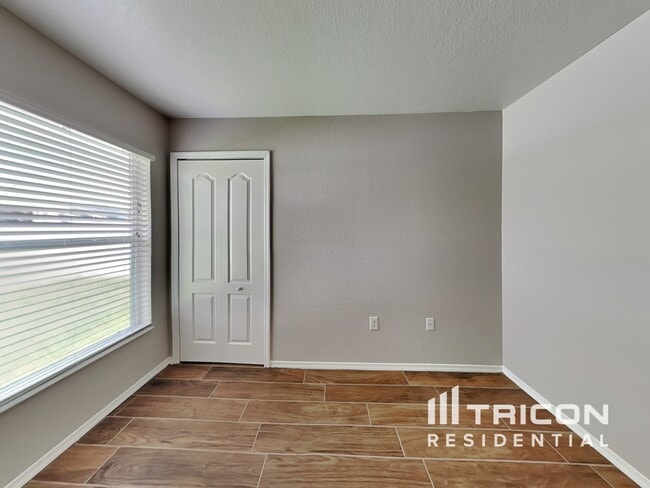 Building Photo - 1614 Taylor Landing Dr