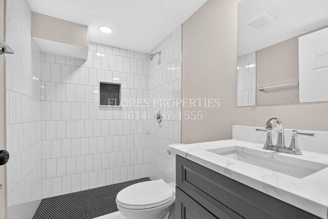 Building Photo - 1136 Pauline Ave