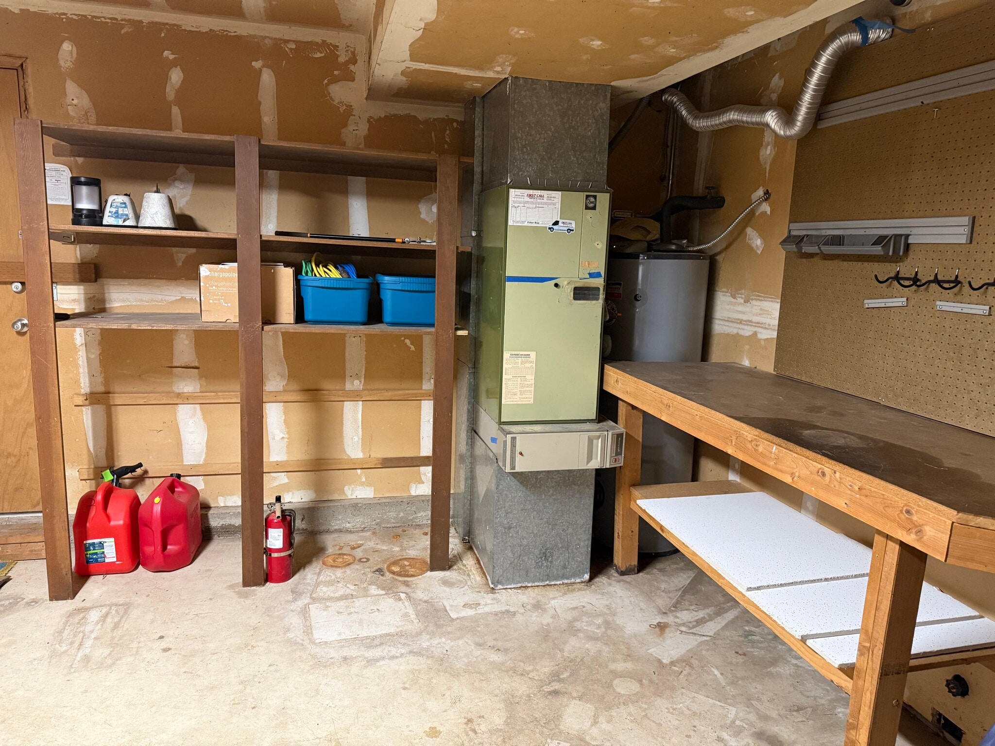 Garage - 12717 SE 22nd Ave