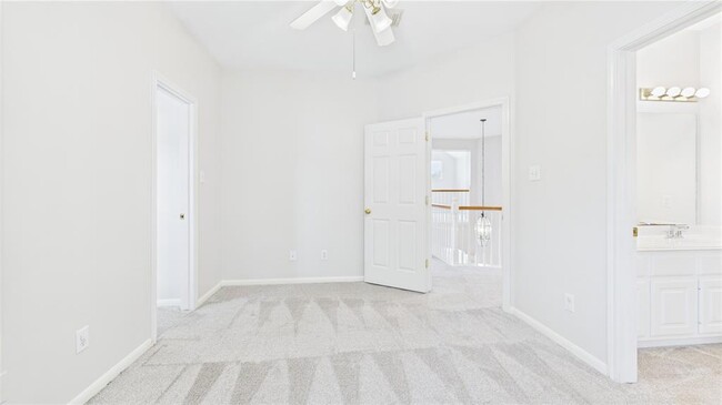 Building Photo - 12019 Costa Del Rey Ct