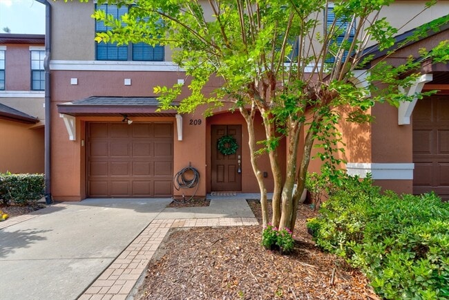 Building Photo - 209 Tarracina Way