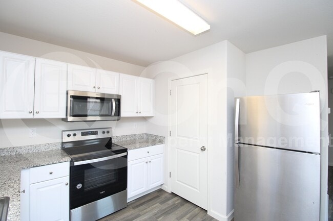 Building Photo - 961 W Verde Ln