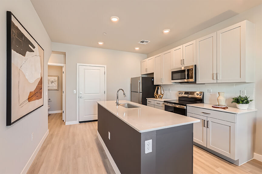 Building Photo - The Douglas