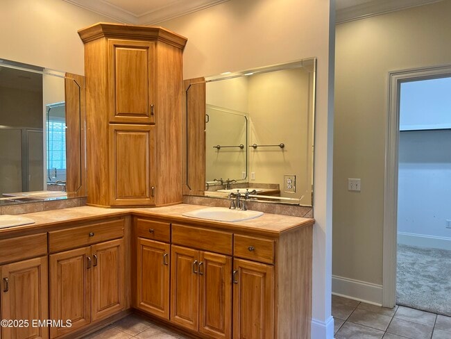 Building Photo - 8360 Ole Cobblestone Dr