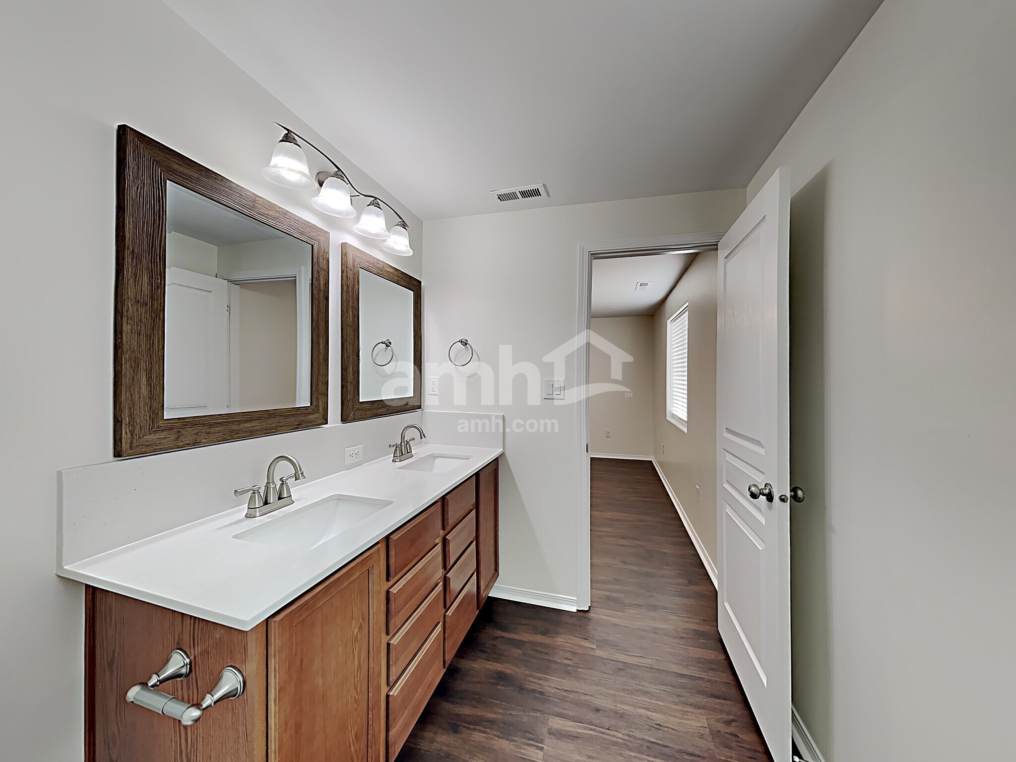 Building Photo - 3785 S Windy Ridge Dr