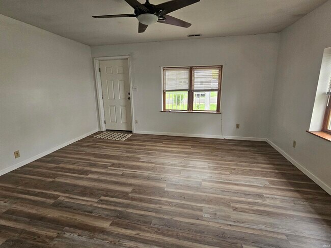 Building Photo - 128 N Roosevelt St