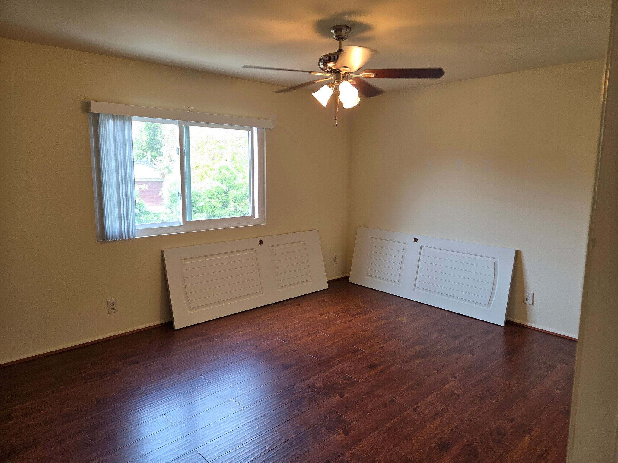 Bedroom 1 2'x15' - 1809 Cambridge Ave