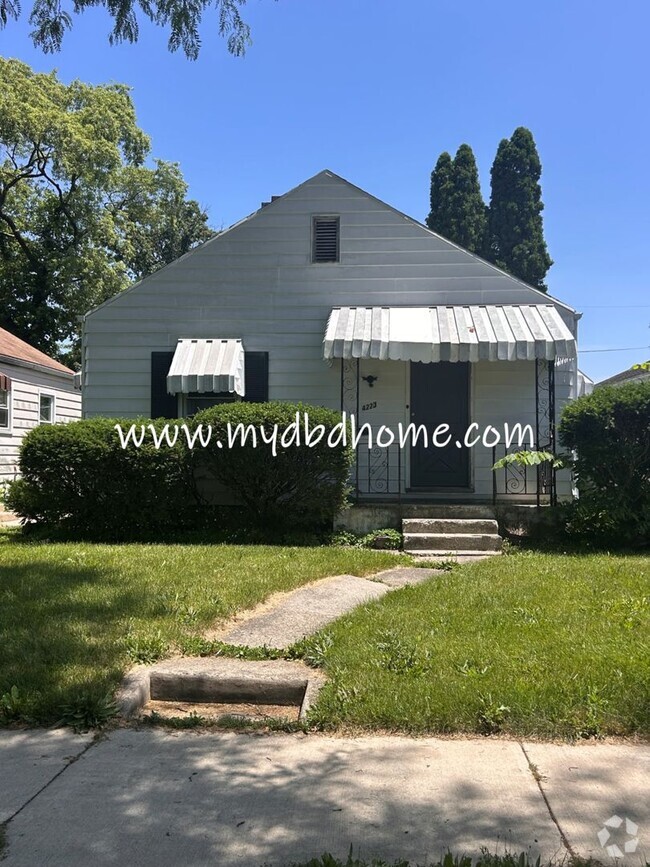 Building Photo - 4223 Lillie St
