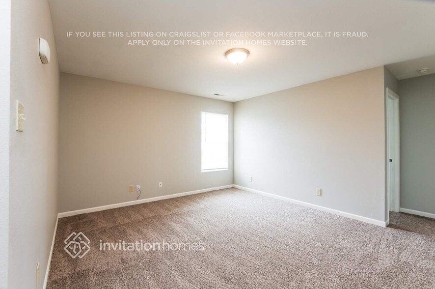 Building Photo - 1723 Bray Dr