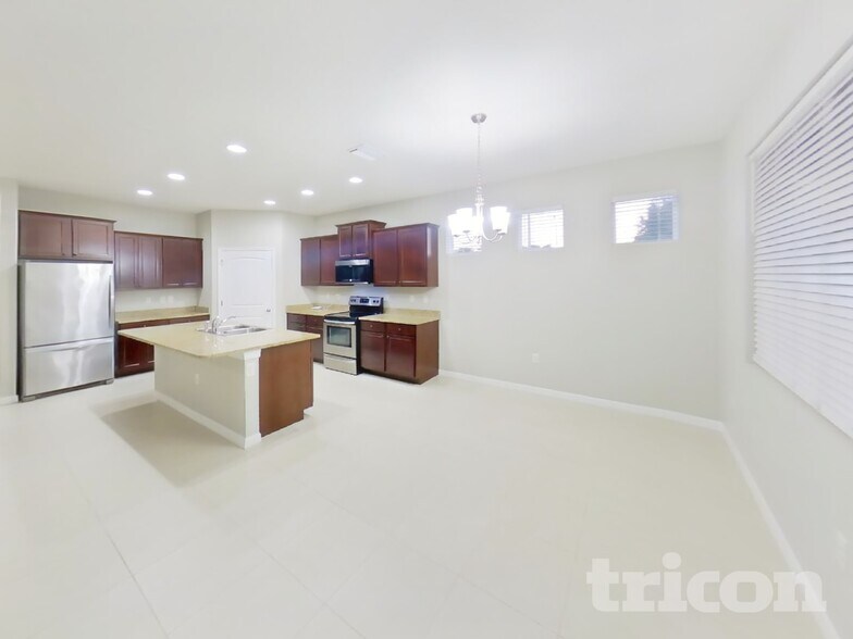 Building Photo - 13513 Paddington Wy