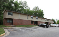 Building Photo - Clarke Gardens Apartments