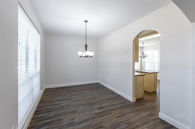 Building Photo - 2911 Ledgeside Ct