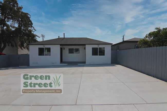 Building Photo - 3849 Menlo Ave