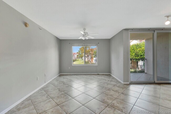 Building Photo - 116 Villa Cir