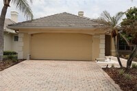 Building Photo - 10842 Woodchase Cir