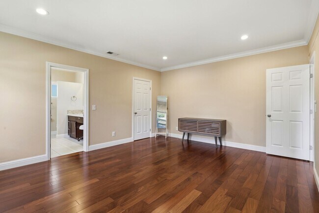 Building Photo - Wow! What a Great Home! Available Soon!