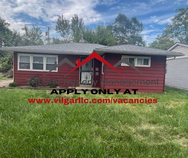 Building Photo - BEAUTIFUL 3 bedroom, 1 bath house in Gary ...