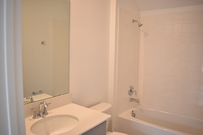 Building Photo - 1433 Waverunner Ln