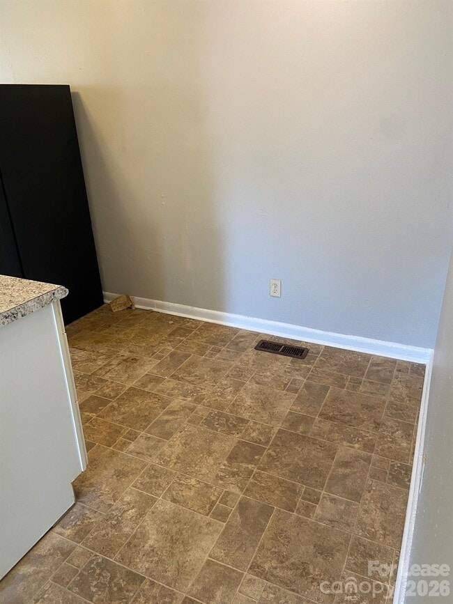 Building Photo - 1020 Rodey Ave