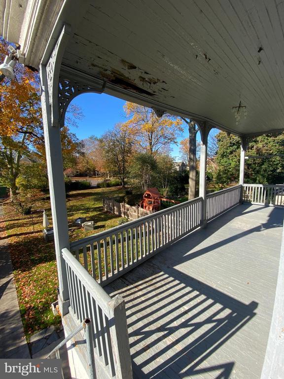 Building Photo - 7300 Boyer St