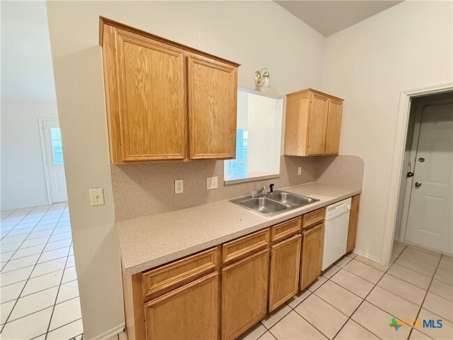 Building Photo - 3708 Gus Dr