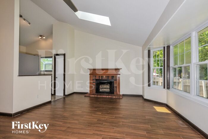 Building Photo - 202 Barrington Dr
