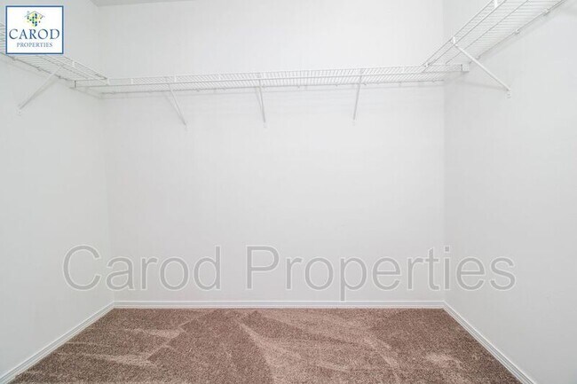 Building Photo - 8630 Redding Glen Ave