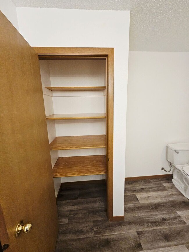 Building Photo - Fully Remodeled 1,250 Sq Ft 2 Bedroom Apartment with Garage, In-Unit Laundry & Private Balcony – ...